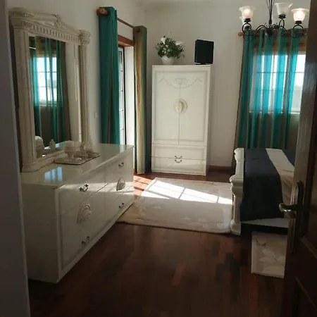 Alojamento Lapetit Quartos *