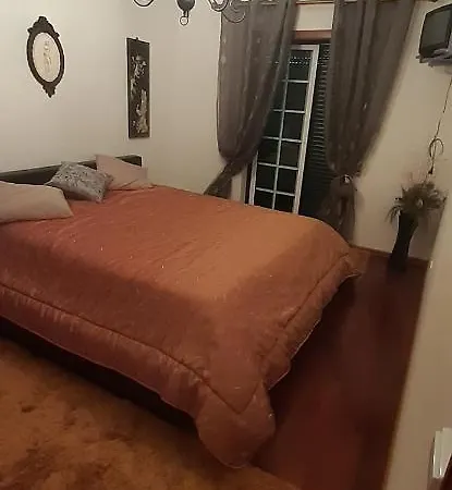 Alojamento Lapetit Quartos Homestay *