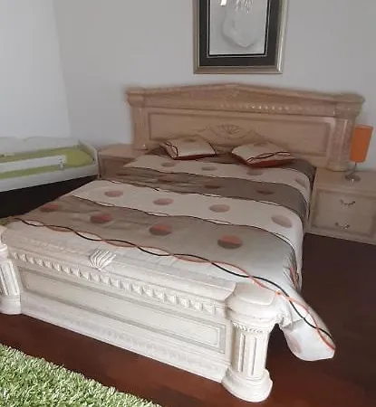 Homestay Alojamento Lapetit Quartos Nazare